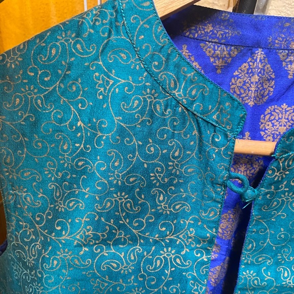 Reversible Short Coat. Size - S-M - Picture 4 of 8